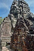 Ta Som temple - inside the first enclosure